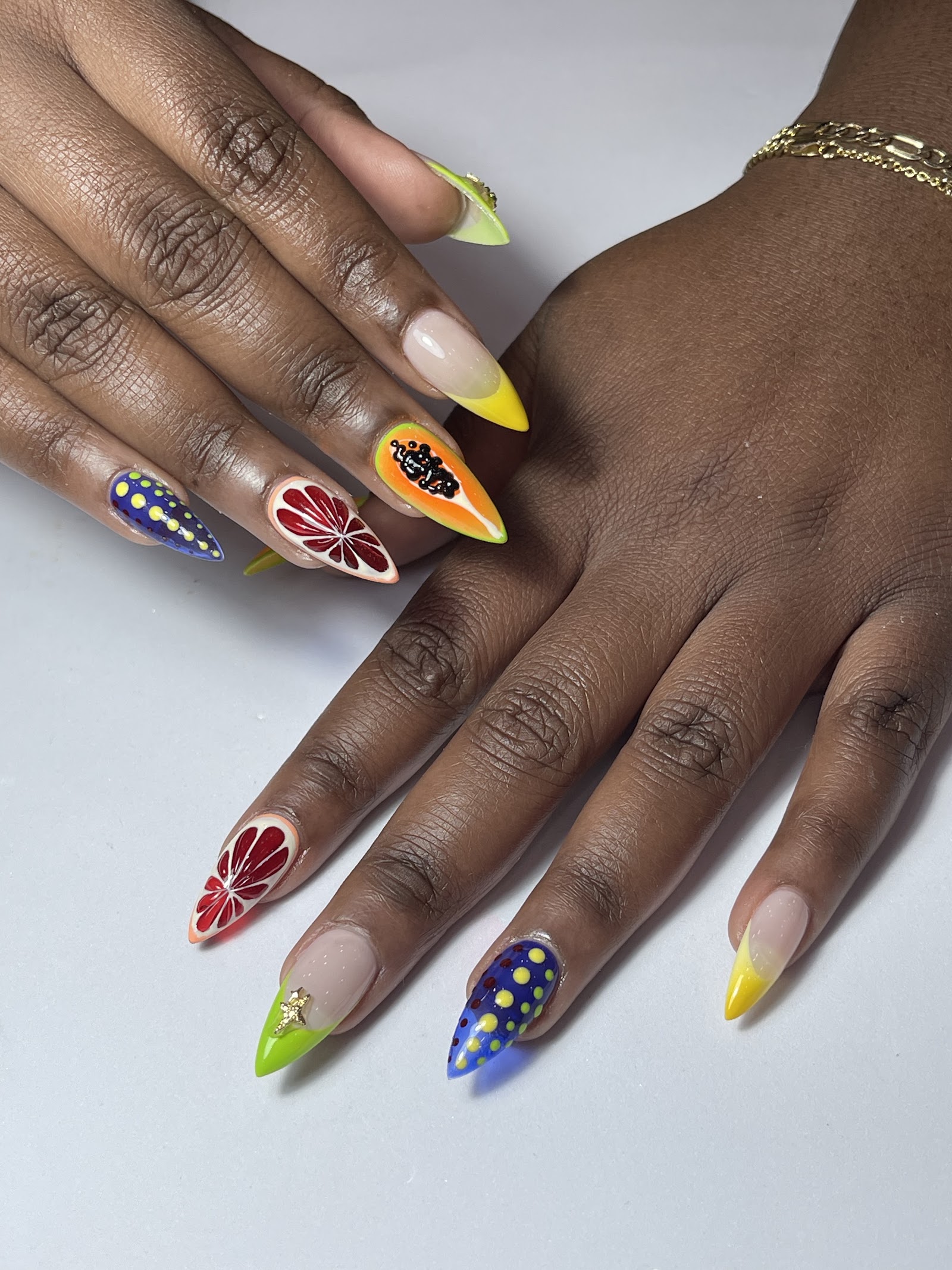 Tipsy Nail & Salonbar nail photo 4